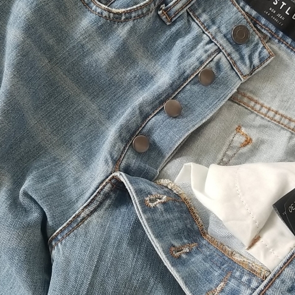 DSTLD High Waisted Mom Jean Light Vintage NWT - Picture 8 of 12